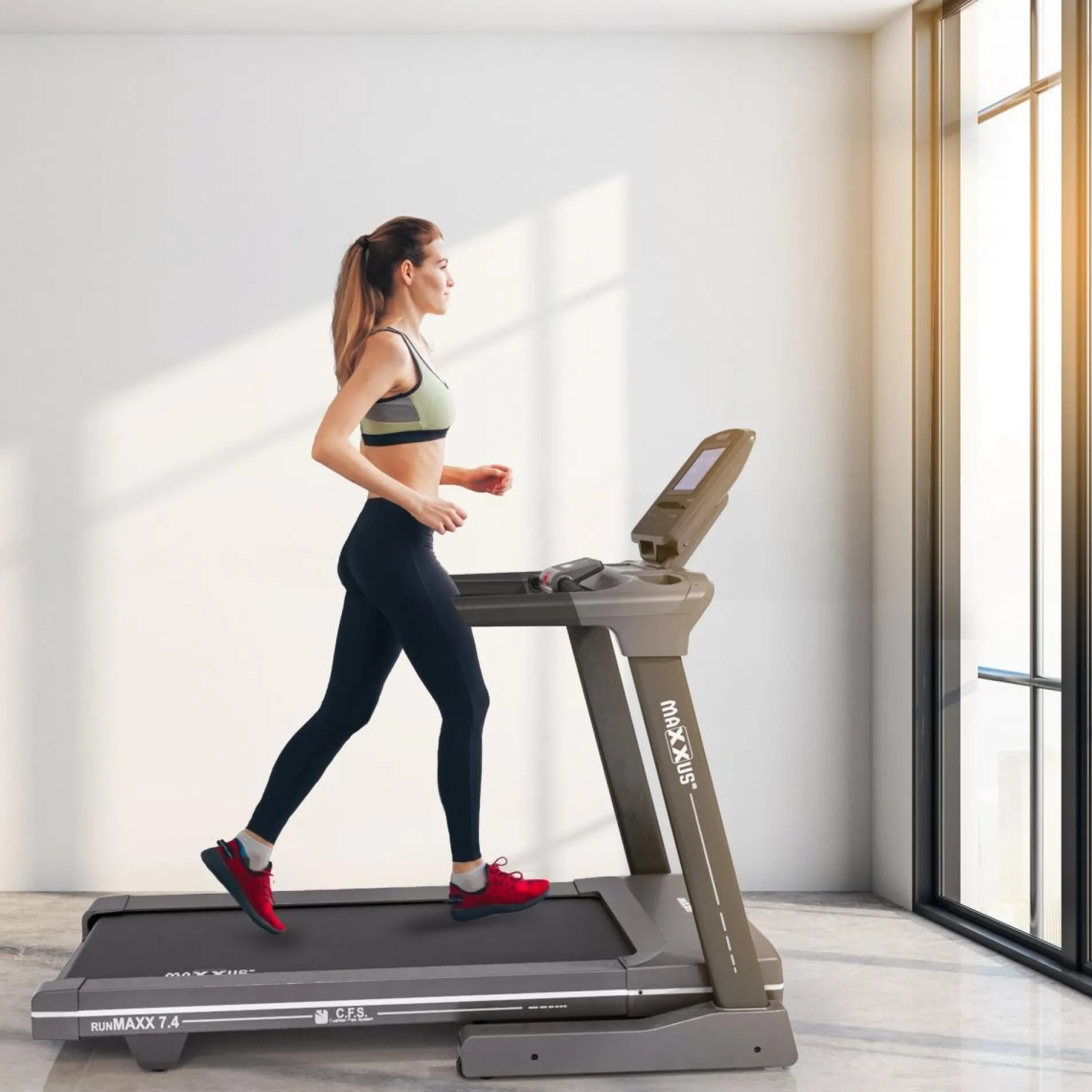 Laufband RunMaxx 7.4T mit TFT Monitor