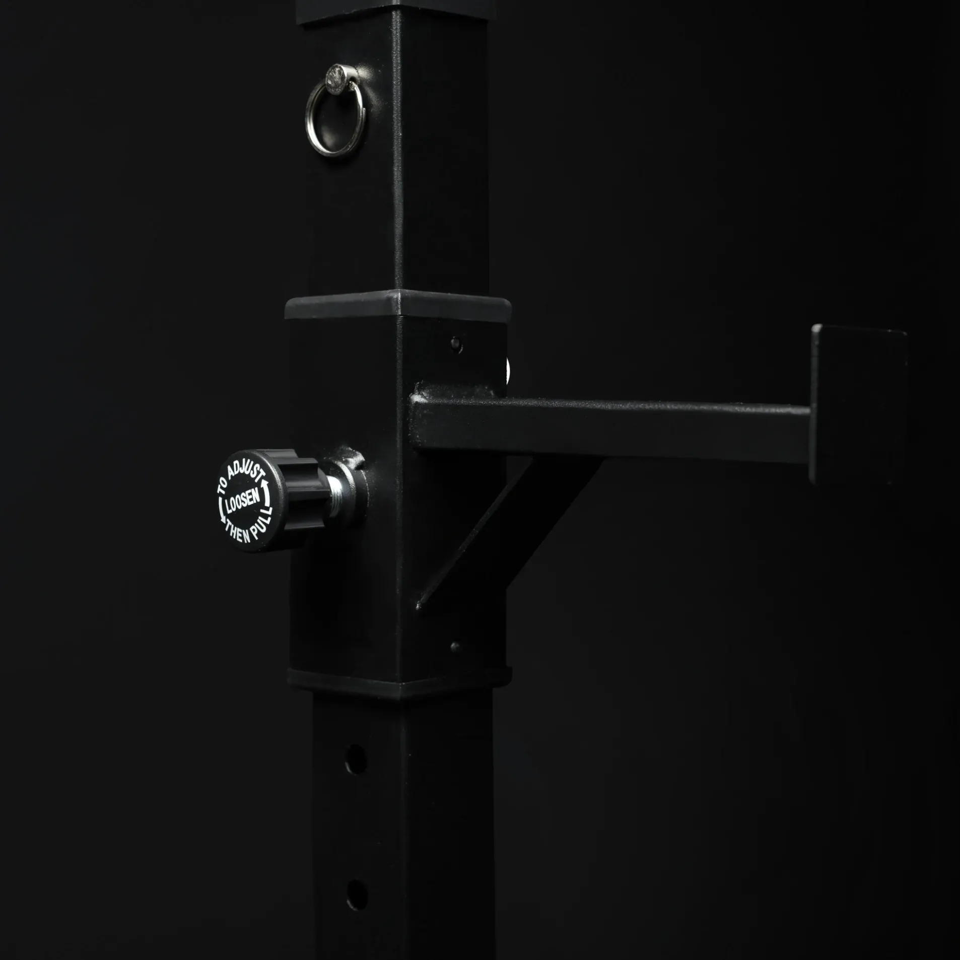 Squat Rack verstellbar in Höhe und Breite inkl, Hantelscheibenablage